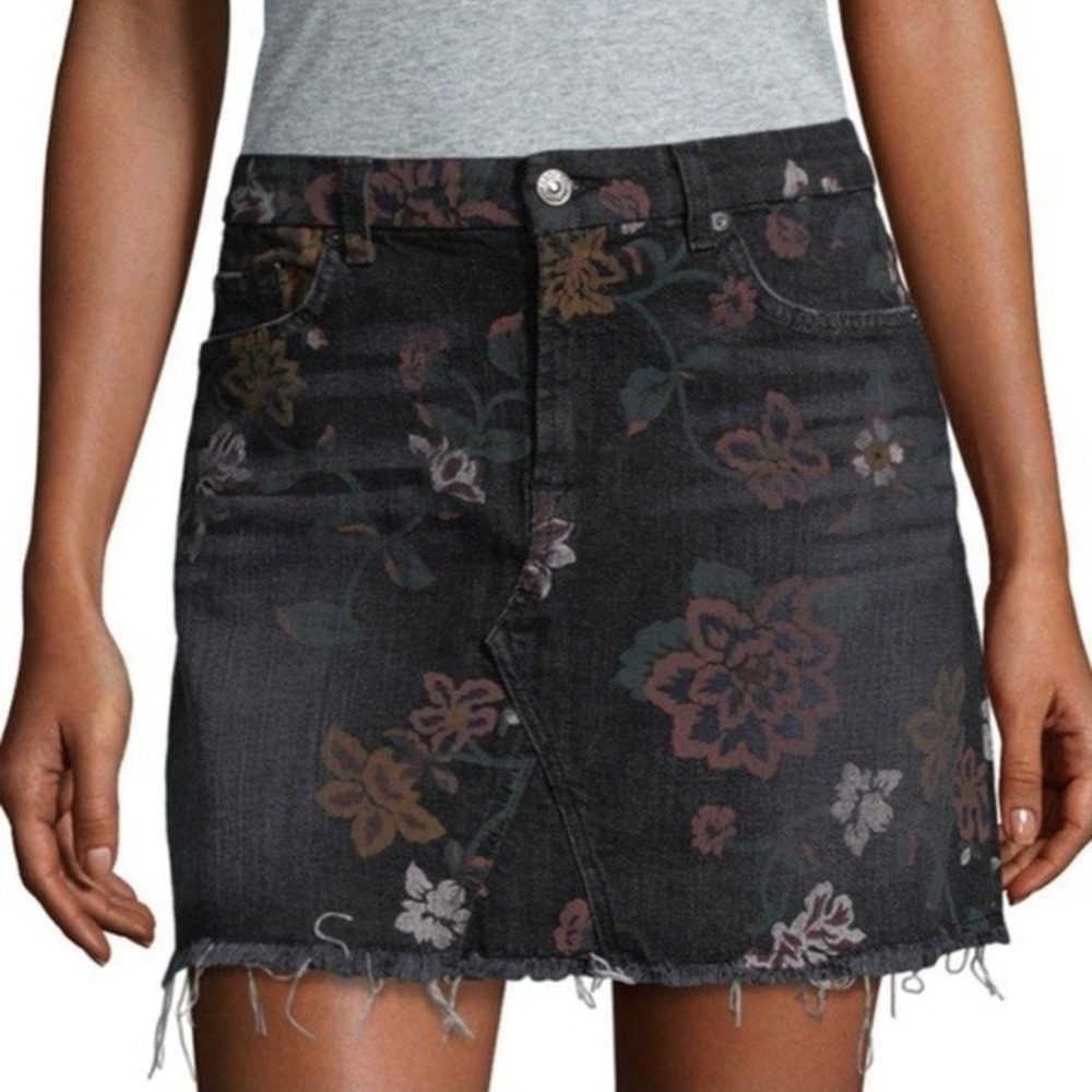 7 For All Mankind Floral Black Denim Miniskirt Size 27‎ Whimsigoth